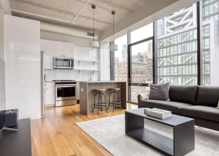 River North 1br W Gym Lounge Roof Nr Riverwalk Chi-895 Chicago