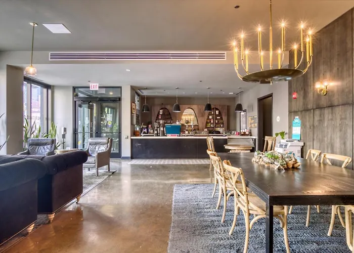 Apartment River North 1br W Gym Lounge Roof Nr Riverwalk Chi-895 *